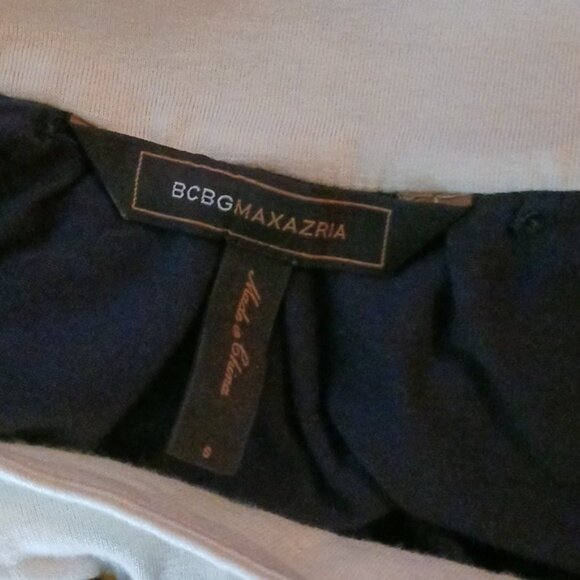 BCBGMaxAzria Blouse Blue Smocked Button Detail Short Sleeve Mid Century Size S - Picture 6 of 8